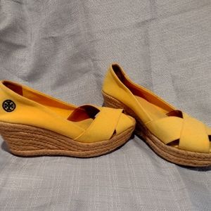 Tory Burch yellow espadrilles wedges Sz9